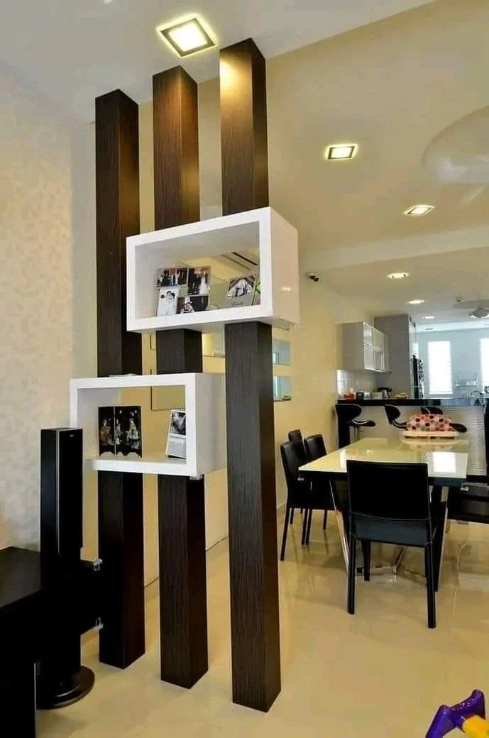Living Room Partition Display Shelf